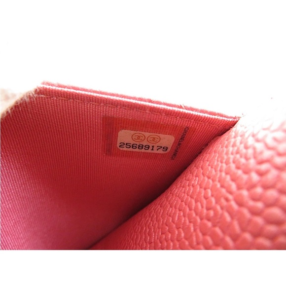 CHANEL Pink Quilted Crossbody Bag - Picture 15 of 16